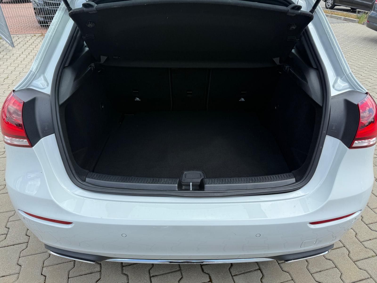 Mercedes-Benz A 200 7G-DTC Advanced - Samsaru's Car Outlet