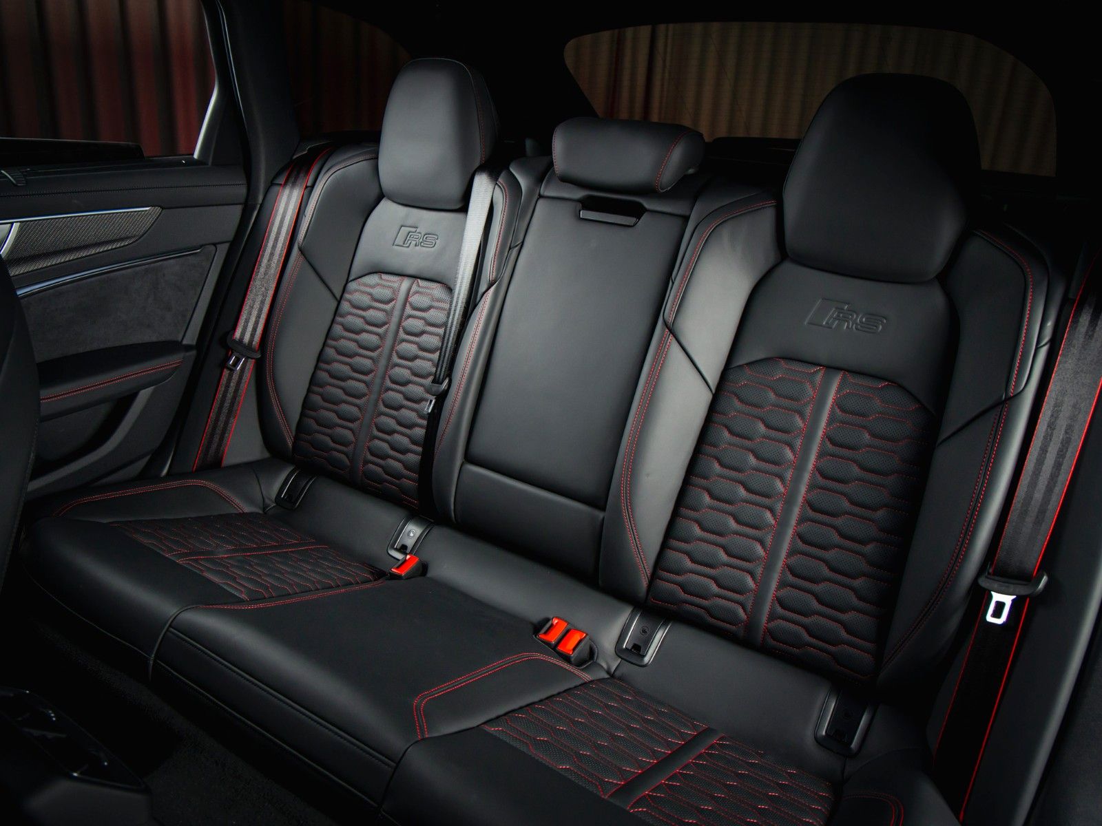 Audi RS6 Avant Performance quattro, B&O, HD, Tour, Ci