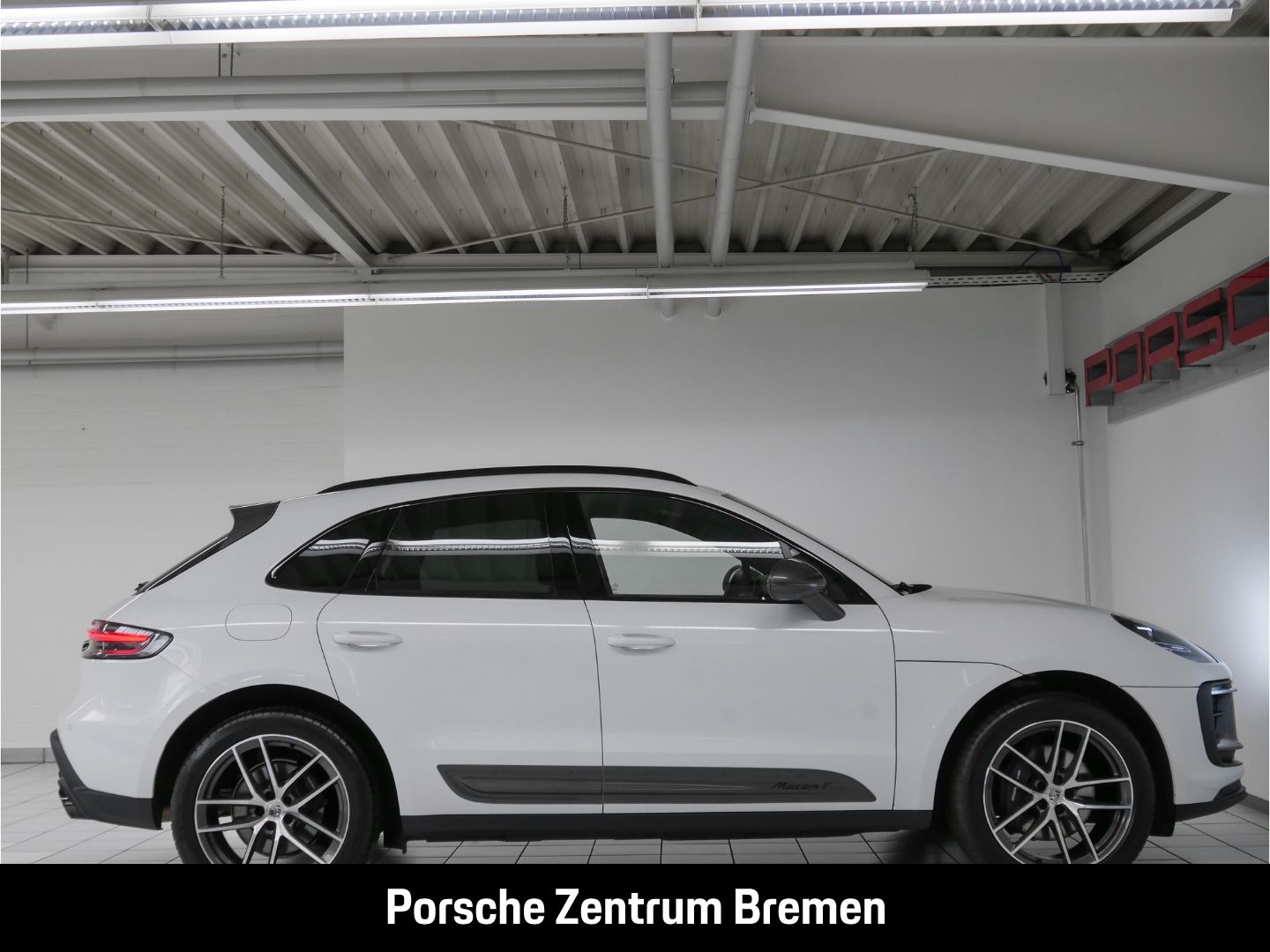 Porsche Macan T - Samsaru's Car Outlet