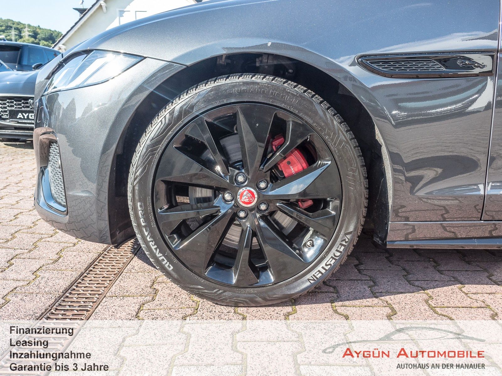 Jaguar XF Sportbrake D200 AWD R-Dynamic Black*AHK*