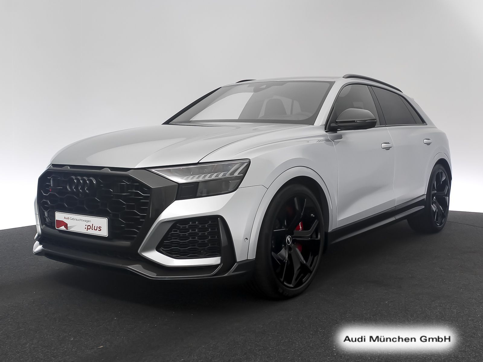 Audi RS Q8 Dynamik+/Keramik/Carbon/StdHzg/AHK/B&O