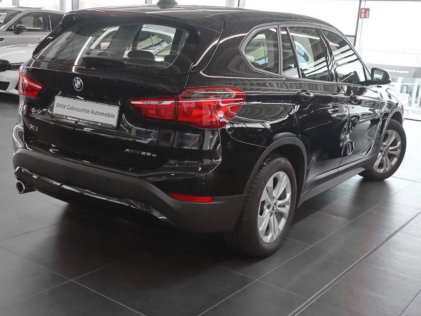 BMW X1 xDrive25e Advantage - Samsaru's Car Outlet