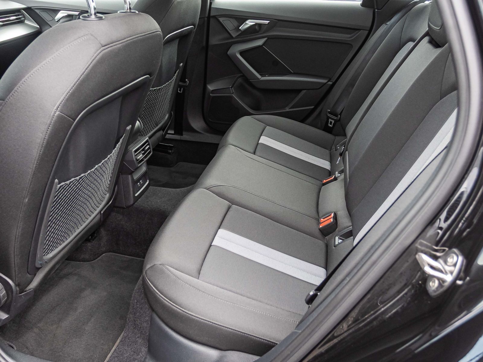 Audi A3 Limousine advanced 30TFSI Stronic Navi ACC