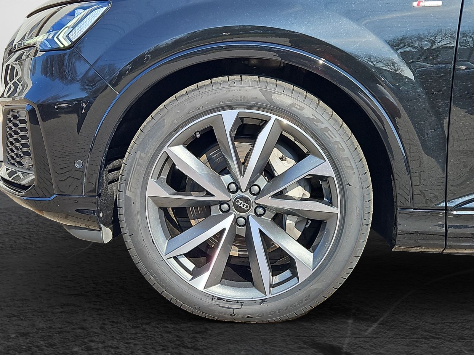 Audi Q7 55 TFSI tiptronic quattro S line NaviPlus Mat