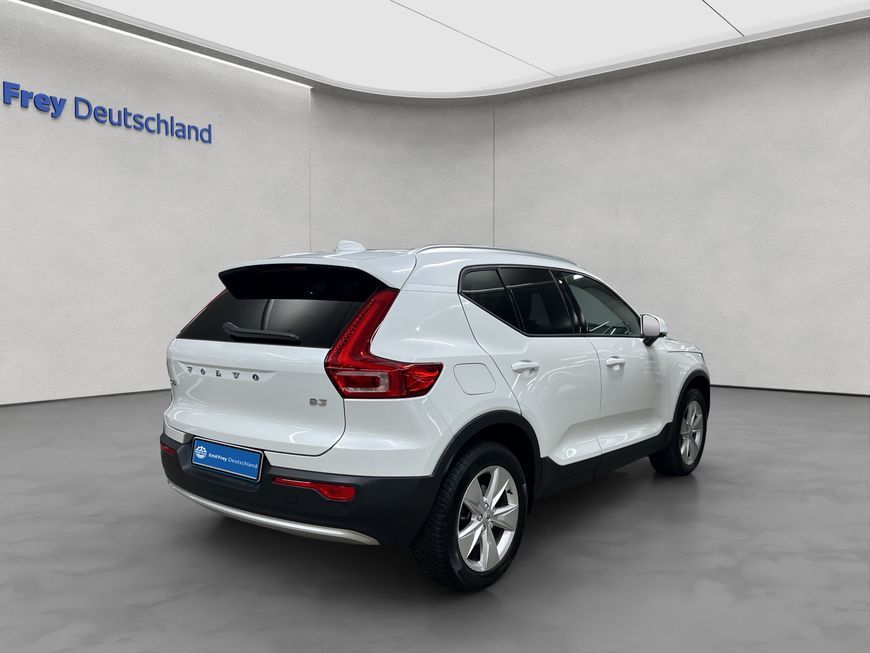 Volvo XC40 B3 B DKG Core AHK