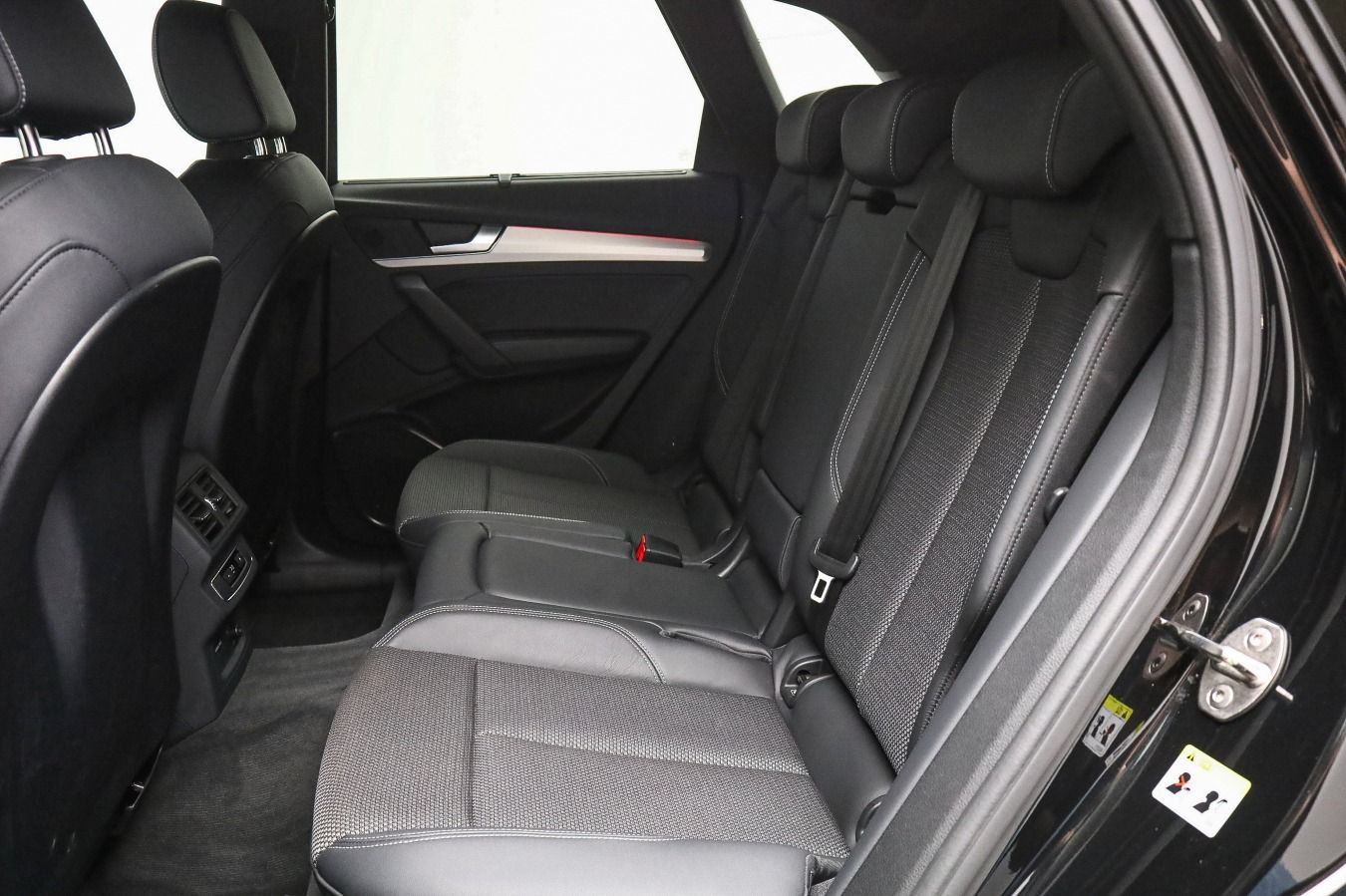 Audi Q5 S line 55 TFSI e qu. AHK, Matrix, Parken, ACC
