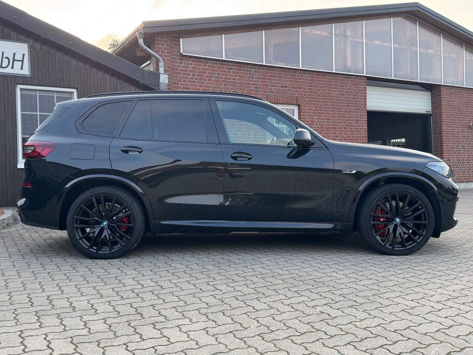BMW X5 xDrive45e M-Sport,Pano,AHK,B&W,22",360°UPE113