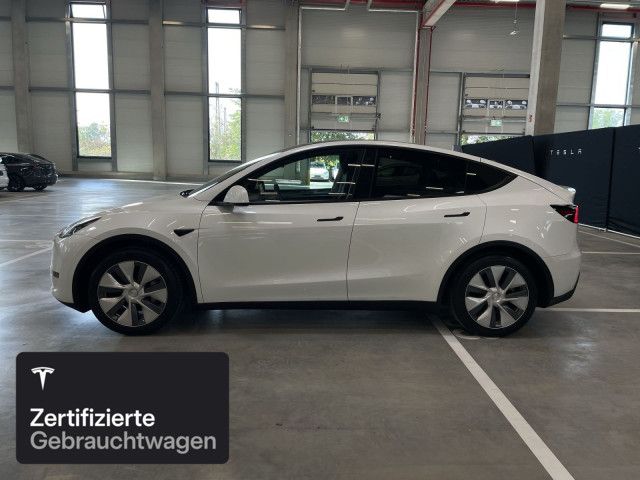 Tesla Model Y Rear-Wheel Drive