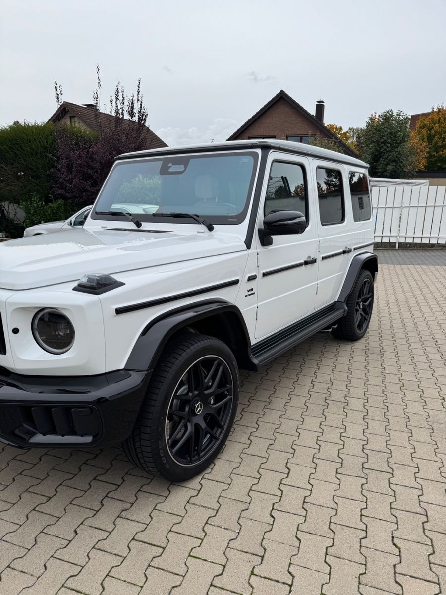 Mercedes-Benz G 63 AMG - Samsaru's Car Outlet