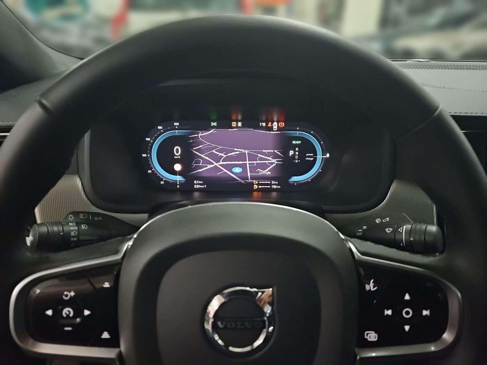 Volvo S90 Ultimate Dark Recharge Plug-In Hybrid AWD