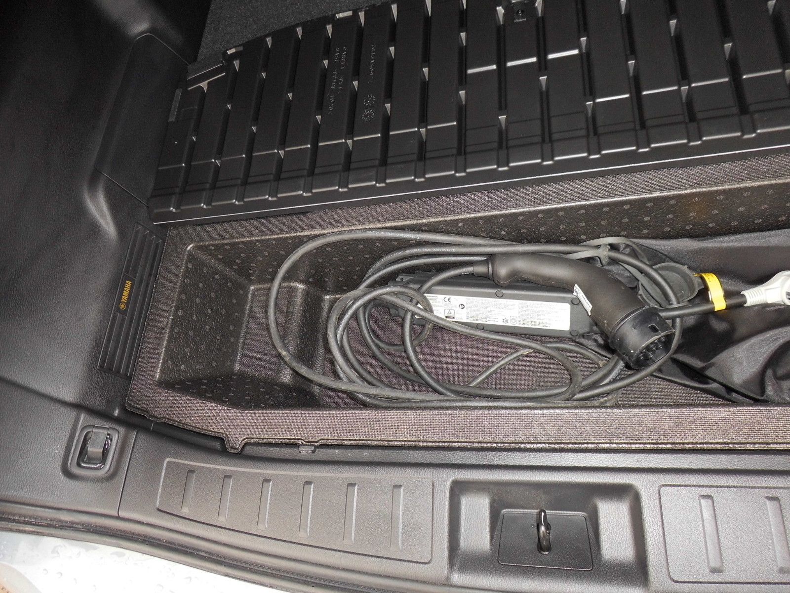 Mitsubishi Outlander 2.4 PHEV 4WD Top