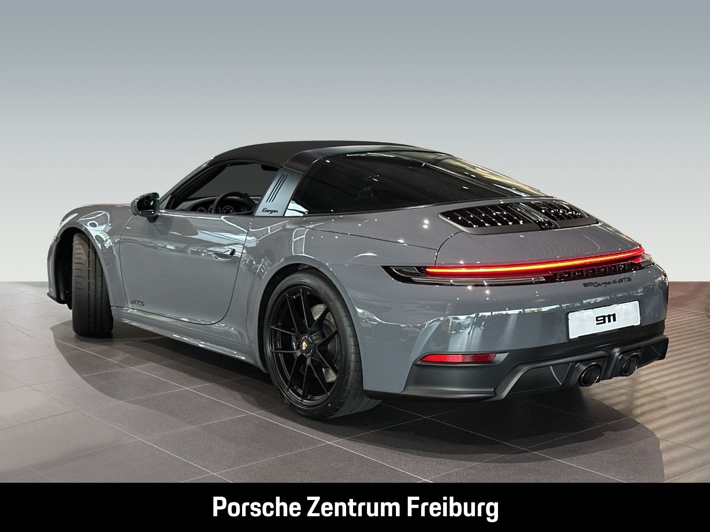 Porsche 992 911 Targa 4 GTS BOSE Sportabgasanlage LED