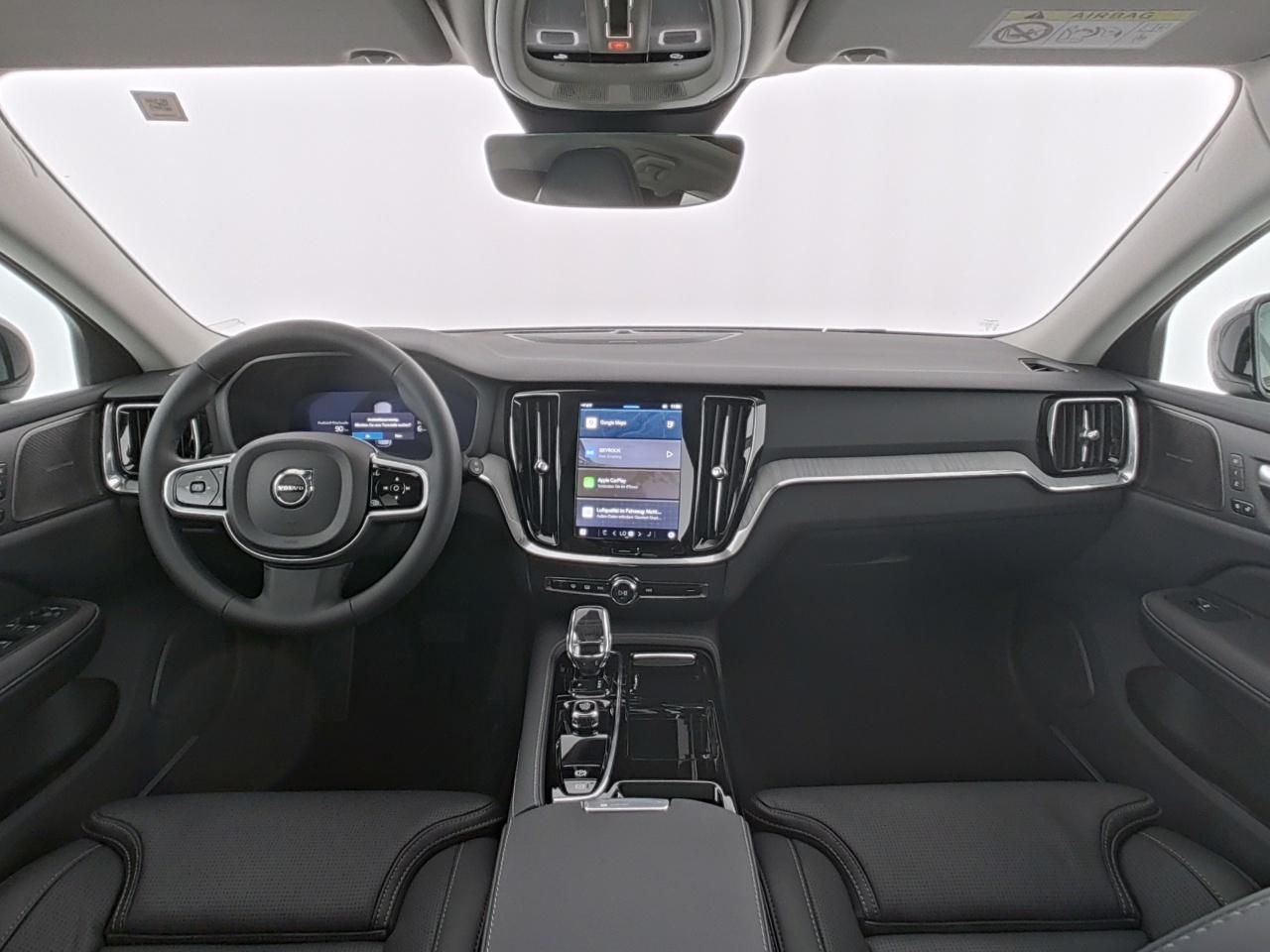 Volvo V60 T6 Recharge AWD PlusDark+AHK+PANO+360°+LM 19