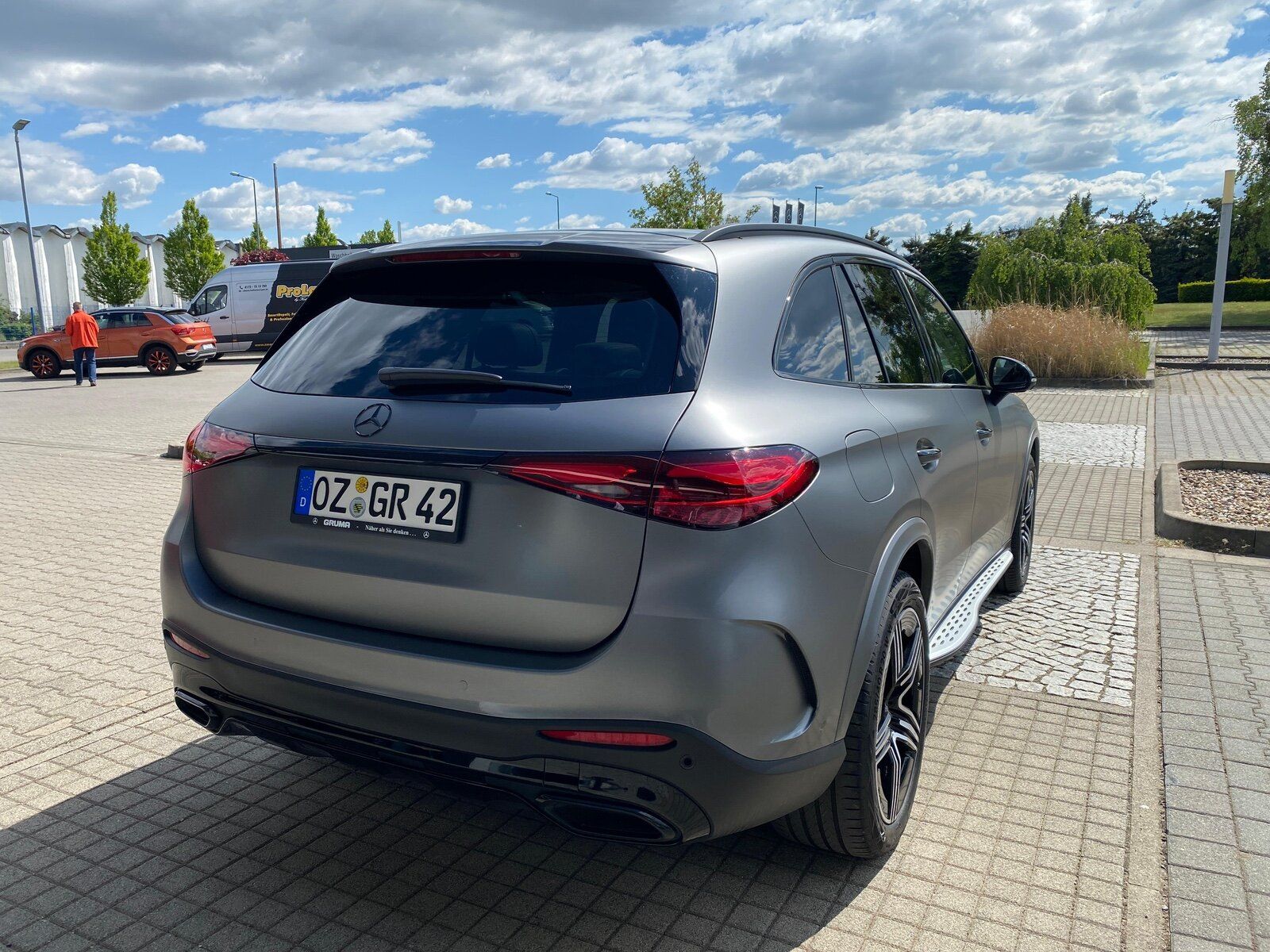 Mercedes-Benz GLC 400 e 4M AMG+Night+AHK+DigiLight+Distronic+