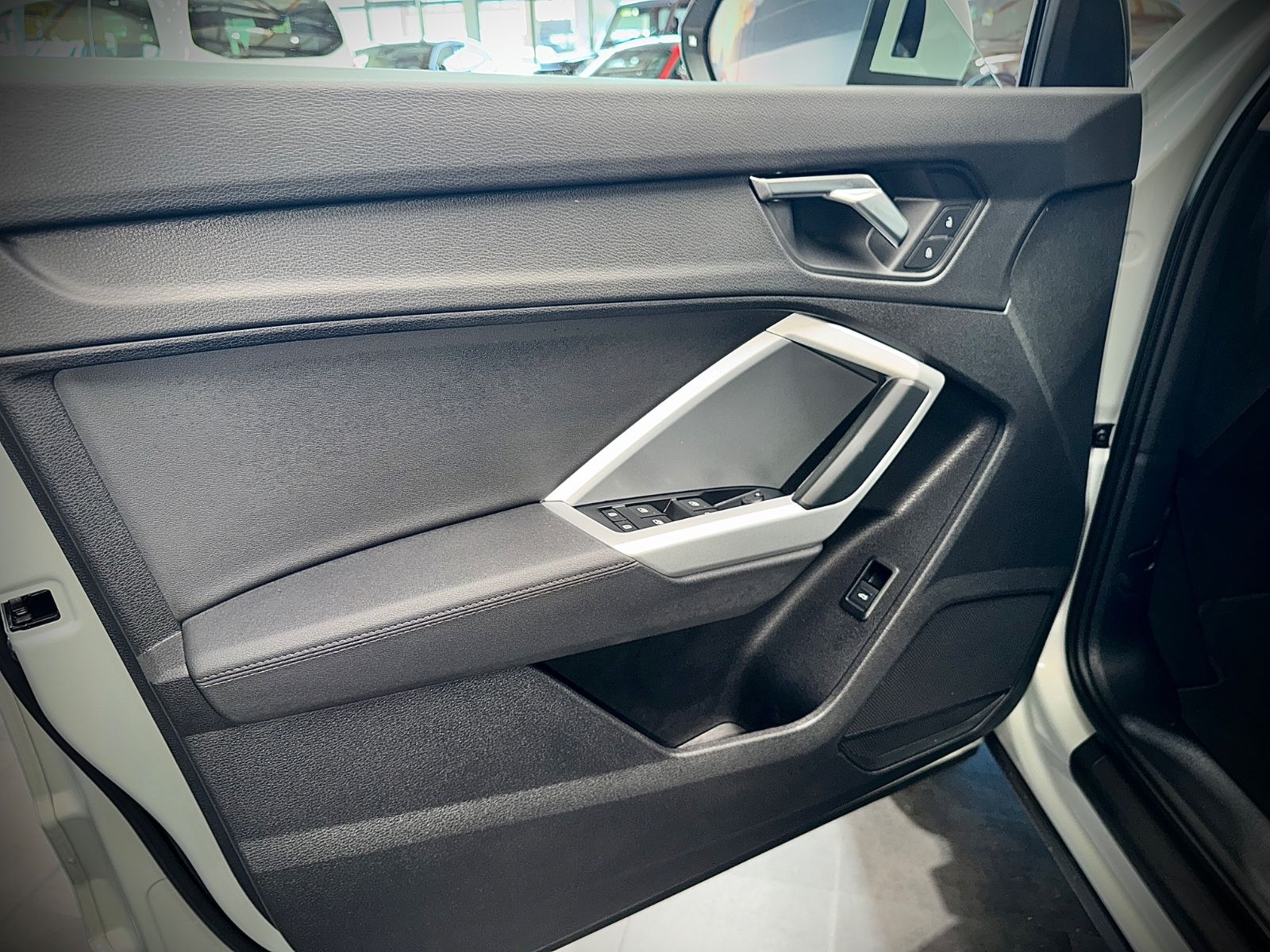 Audi Q3 Sportback 45 TFSI quattro - Samsaru's Car Outlet