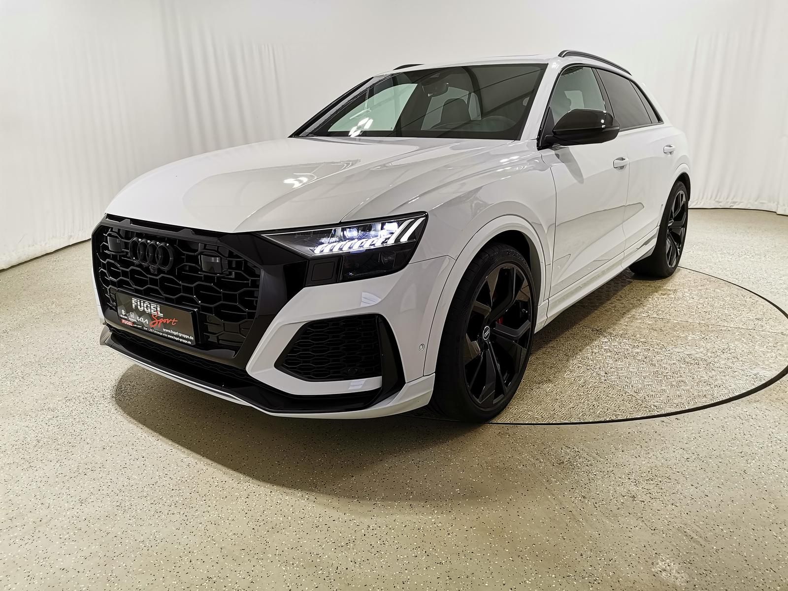Audi RS Q8 NP:174T€|AHZV|Keramik|Pano|V-Max 305Km/h