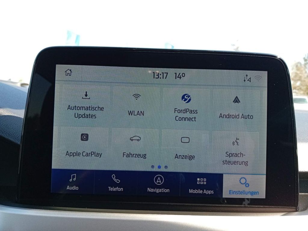 Ford Focus Turnier 2.0 EcoBlue Aut. - Samsaru's Car Outlet