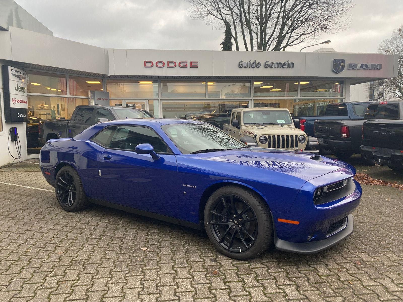 Dodge Challenger R/T 5.7 V8 HEMI Performance Plus AEC