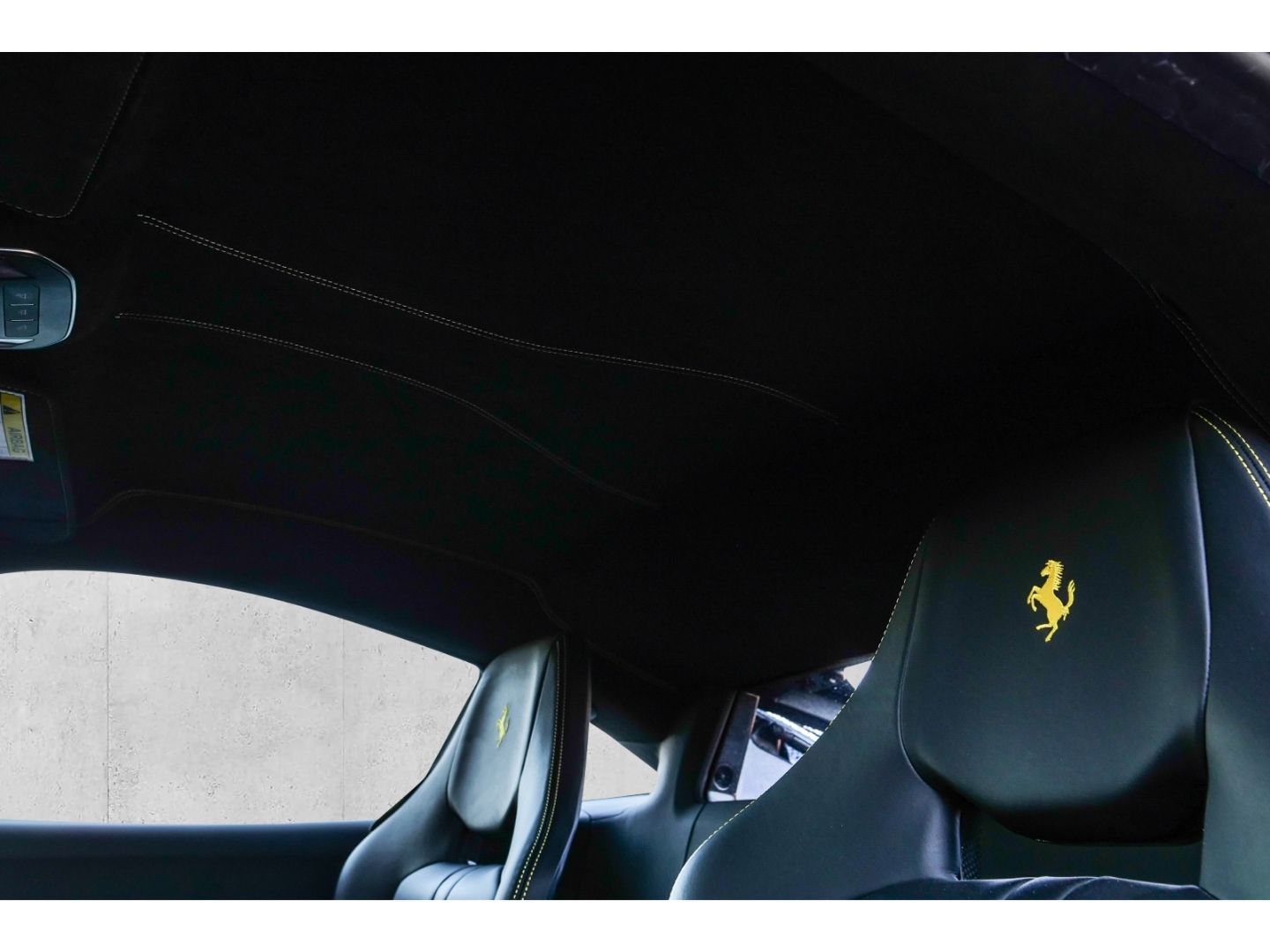 Ferrari F8 Tributo - Samsaru's Car Outlet