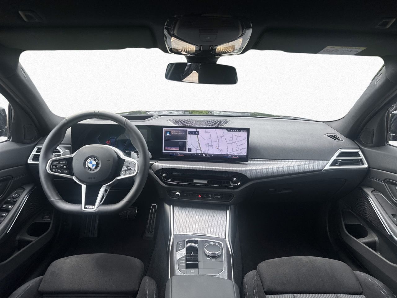 BMW 330i xDr T M Sport HUD,AdLED,ACC,360°,19LM