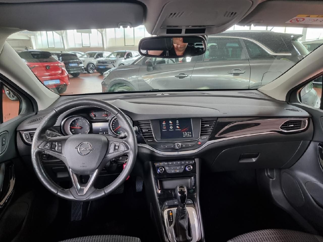 Opel Astra Elegance - Samsaru's Car Outlet