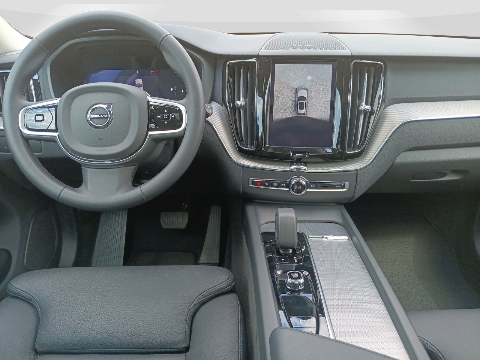 Volvo XC60 B5 AWD Plus Dark - Samsaru's Car Outlet