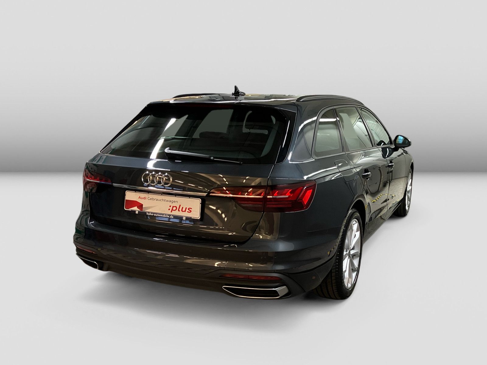 Audi A4 Avant 35 TDI S tronic - Samsaru's Car Outlet