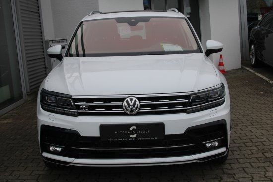 Volkswagen Tiguan 2.0 TDI 4Motion R-Line DSG Pano AHK ACC 2