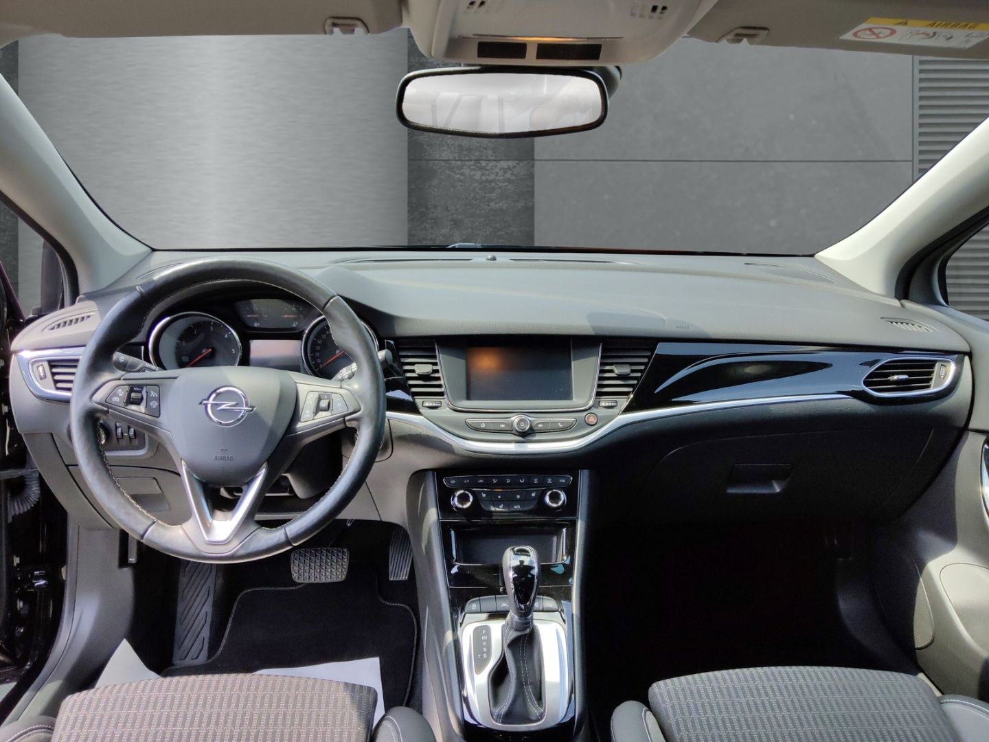 Opel Astra K Business Elegance - Samsaru's Car Outlet