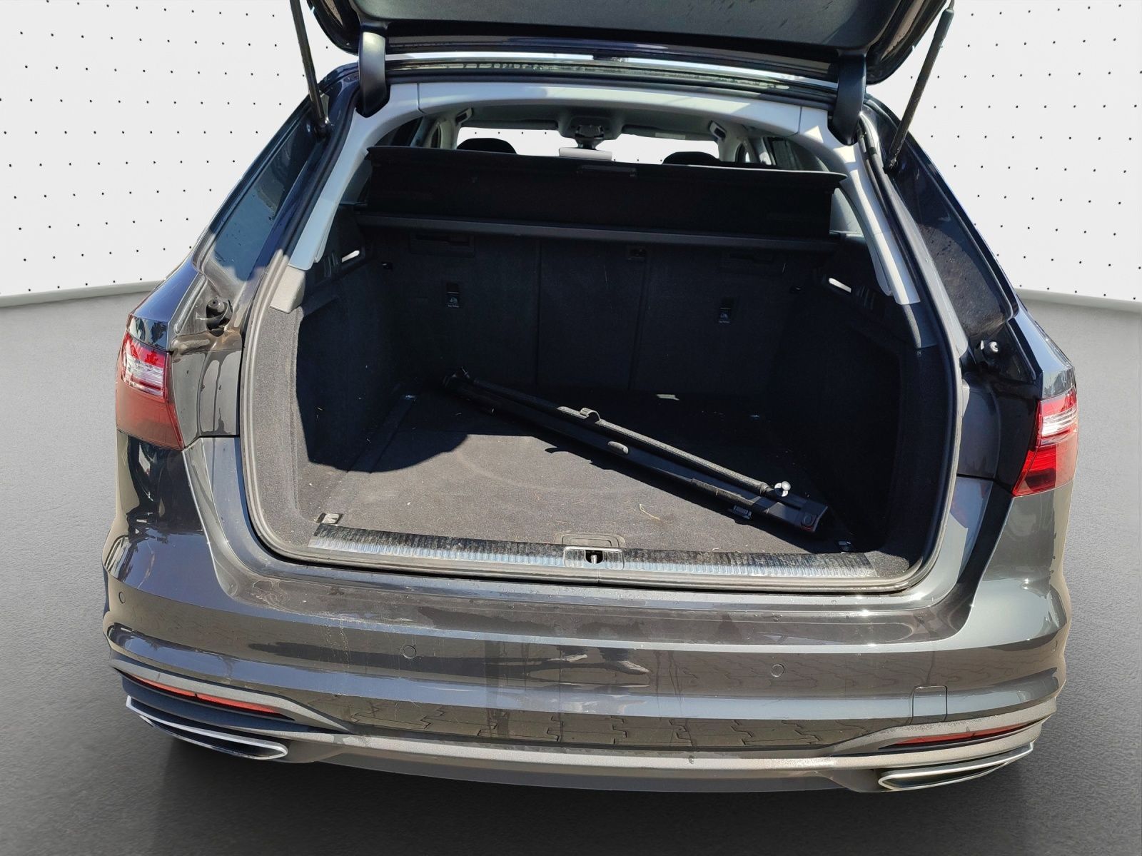 Audi A4 Avant 35 TDI - Samsaru's Car Outlet