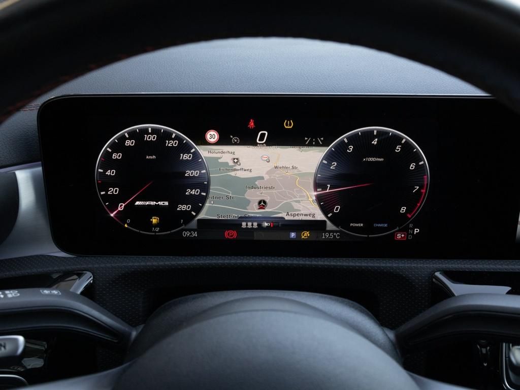 Mercedes-Benz AMG CLA 35 4MATIC Coupé - Samsaru's Car Outlet