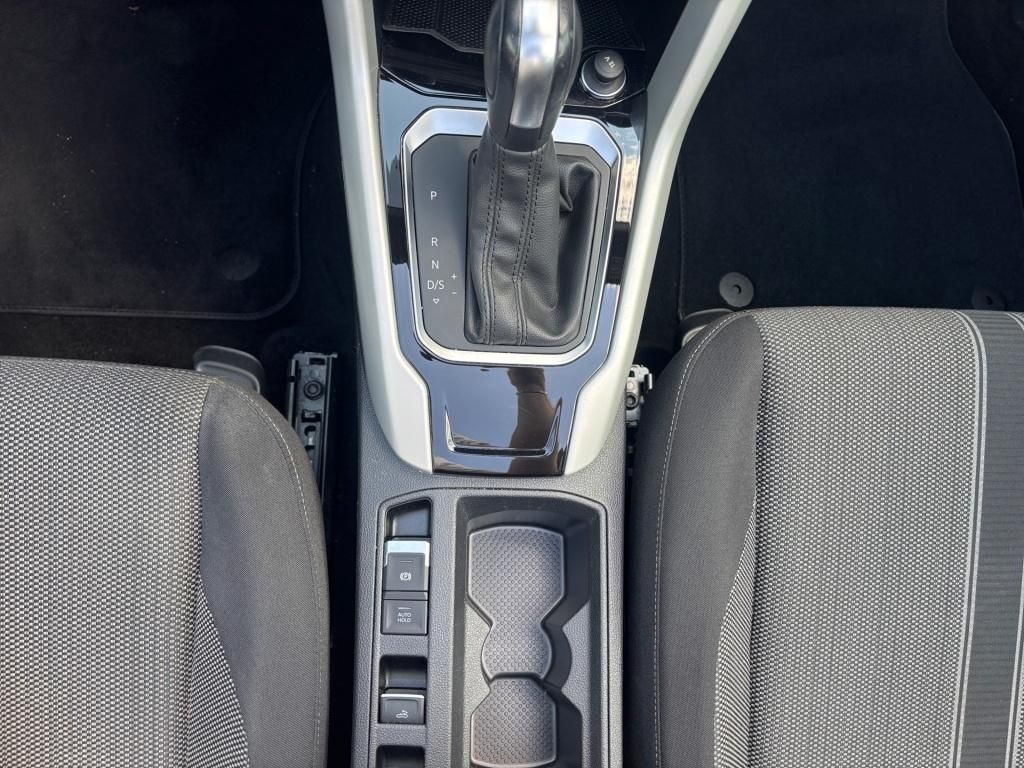 Volkswagen T-Roc 1.5 TSI Style - Samsaru's Car Outlet