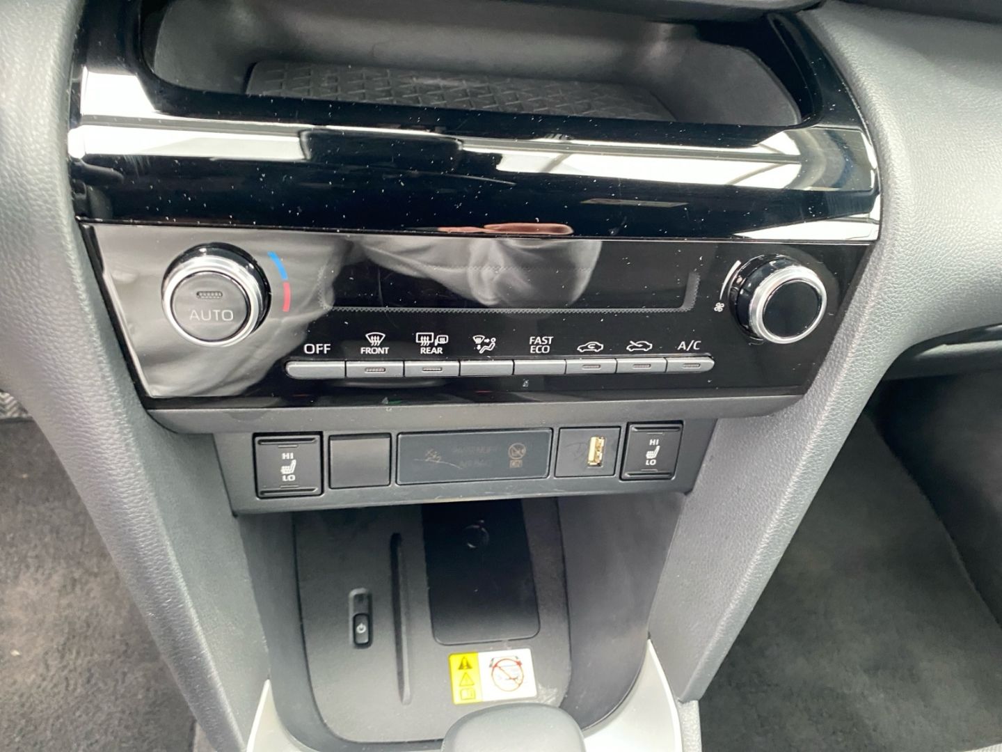 Toyota Yaris Cross Hybrid 1.5 Team D *Matrix*CAM*CarPla