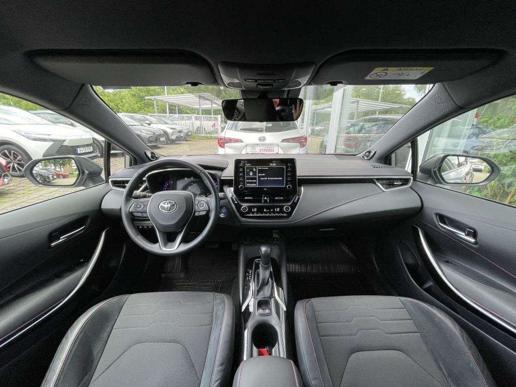 Toyota Corolla 2.0 Hybrid Touring Sports Lounge - Samsaru's Car Outlet