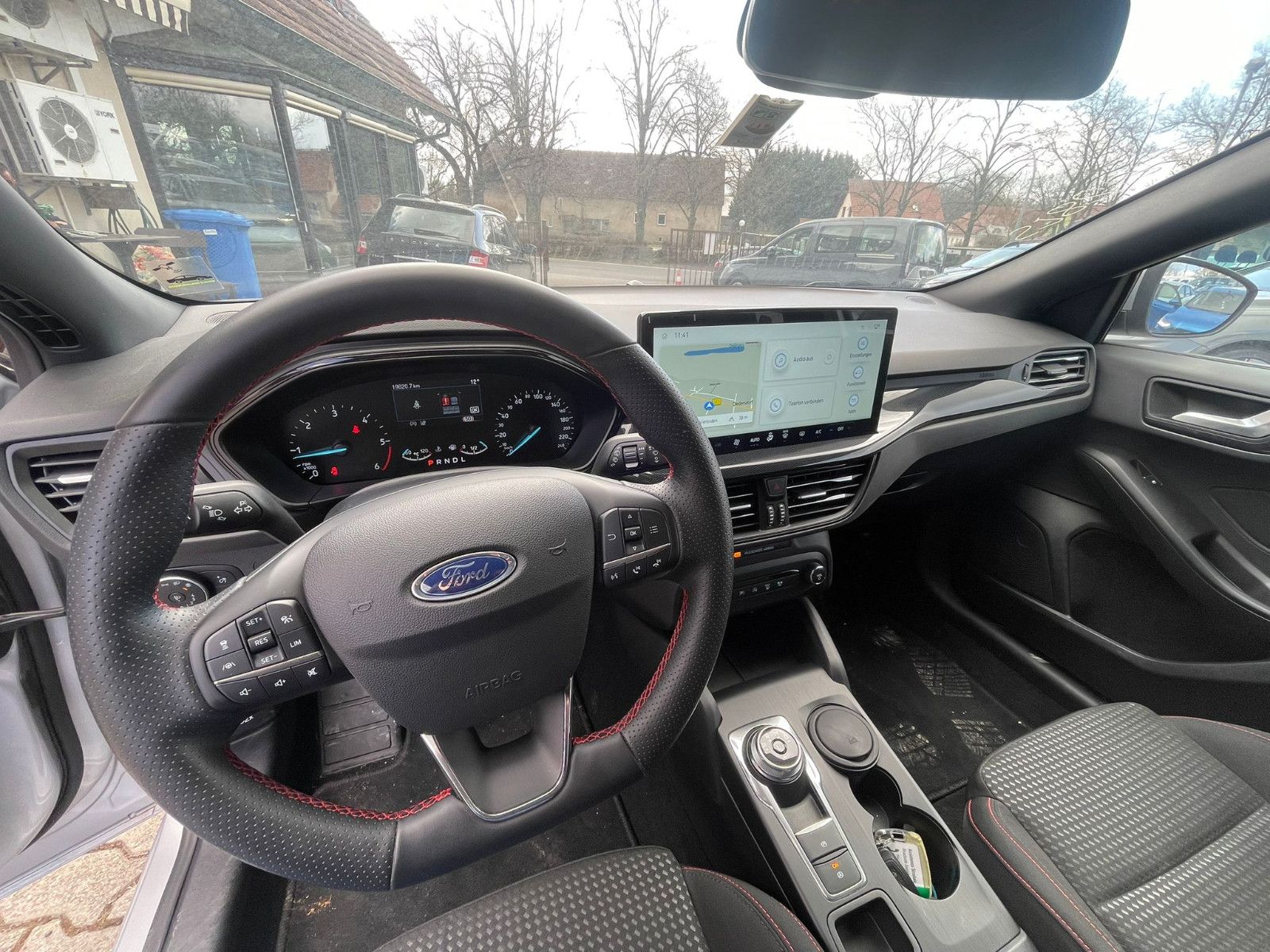 Ford Focus Turnier ST-Line 1.5 Autom,Navi,ALU,ALLWETE