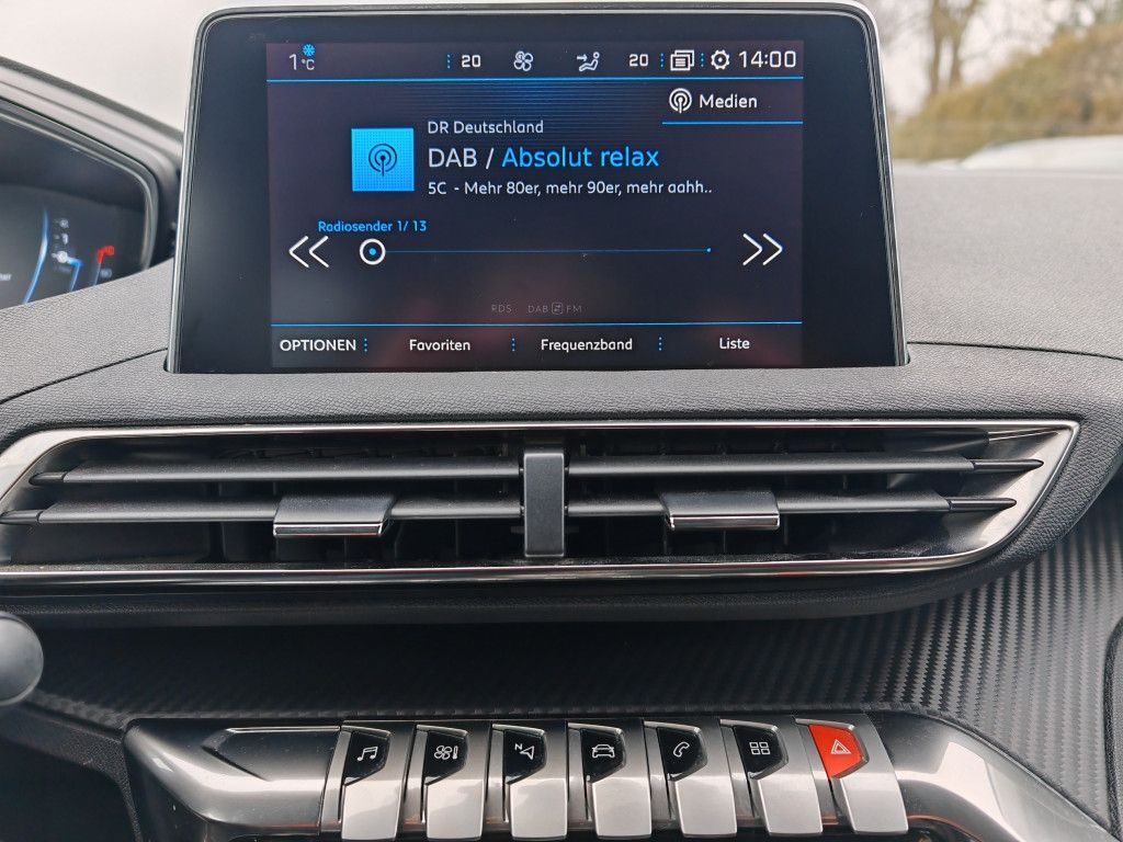 Peugeot 5008 BlueHDI 130 EAT8 - Samsaru's Car Outlet