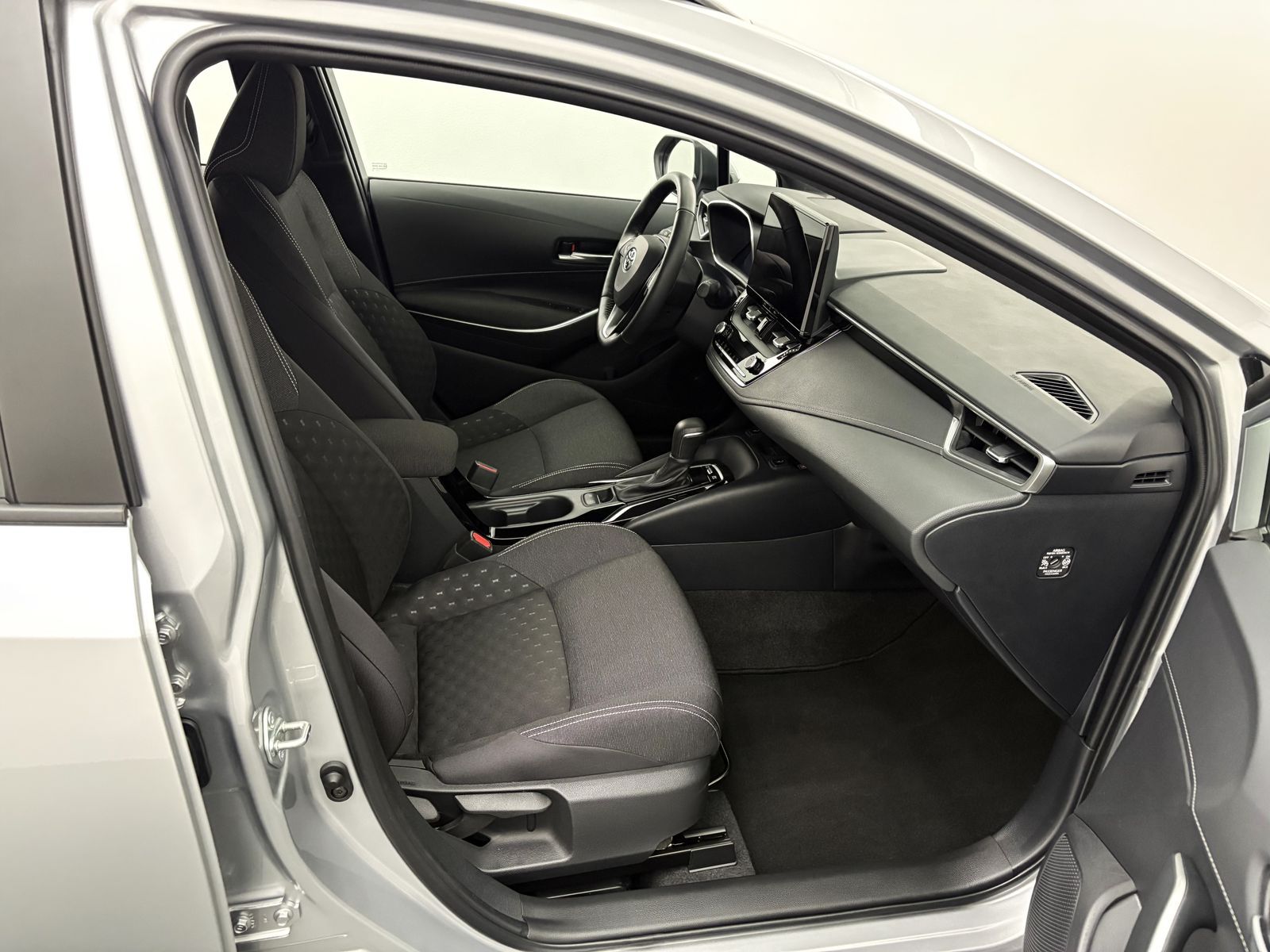 Toyota Corolla 1.8 Hybrid R-Kam#ACC#LED#Sitz-/Lenkradhz