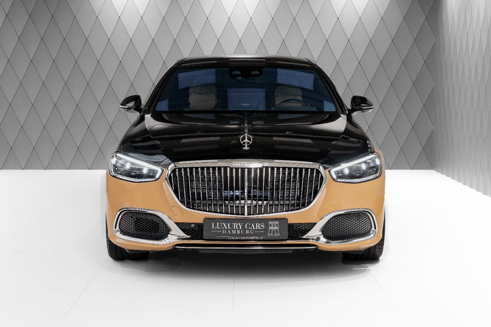 Mercedes-Benz S 680 Maybach - Samsaru's Car Outlet