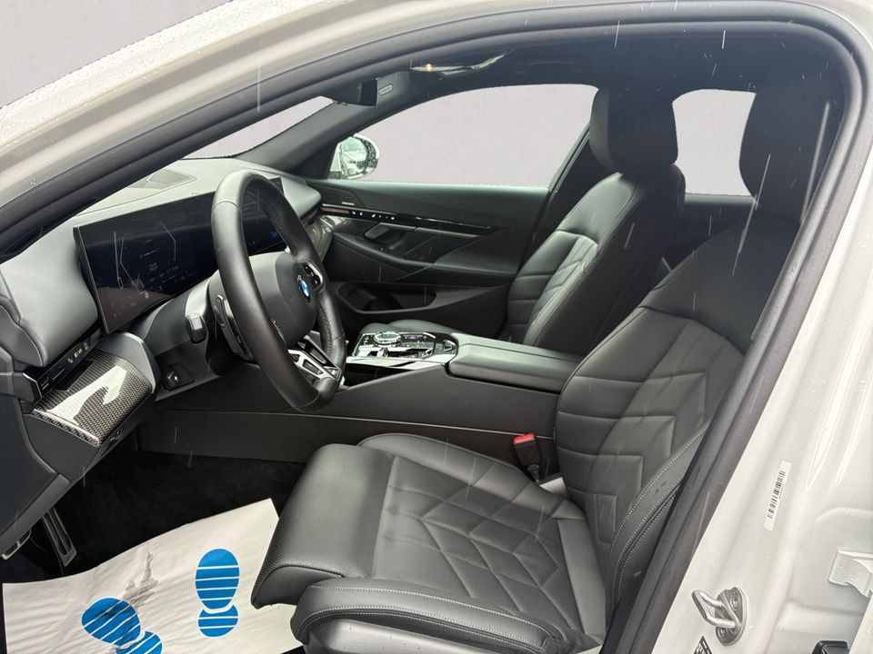 BMW 520i M Sportpaket Komfortsitze Klimaaut. AHK