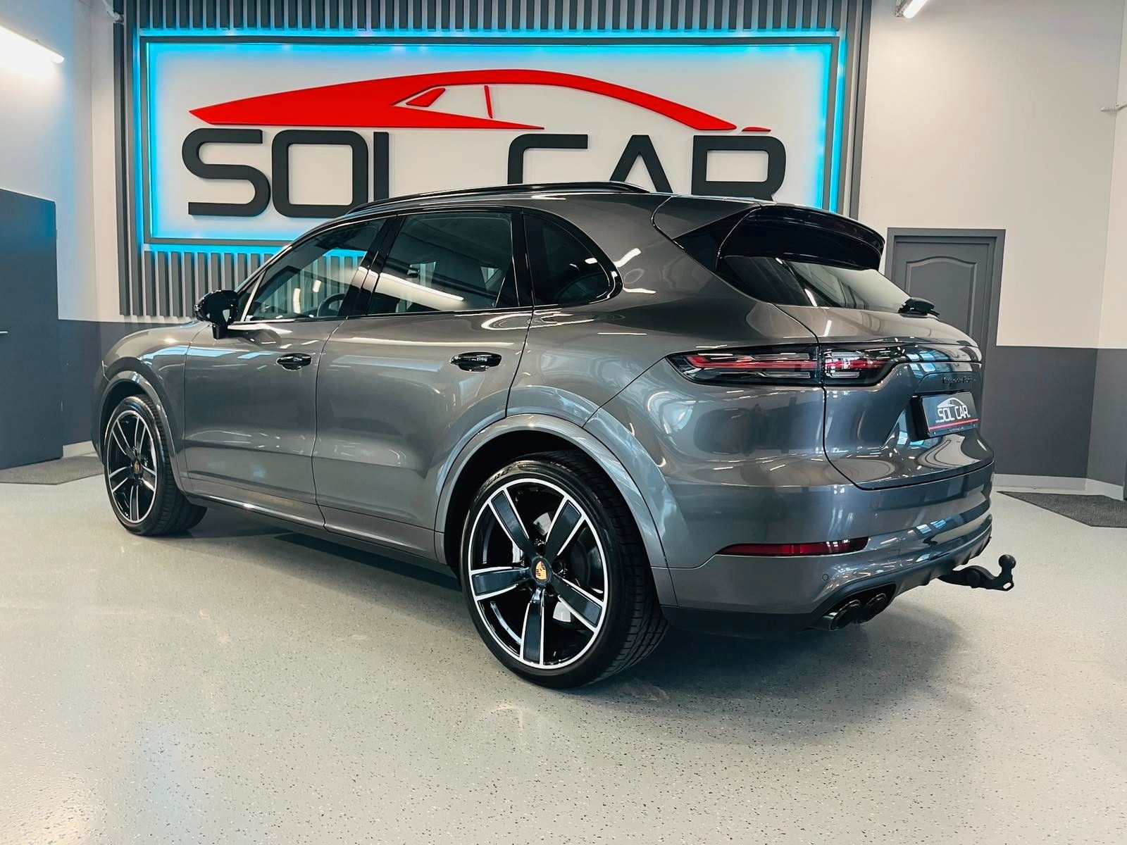 Porsche Cayenne Turbo /360 KAMERA /PANO/BOSE AUDIO