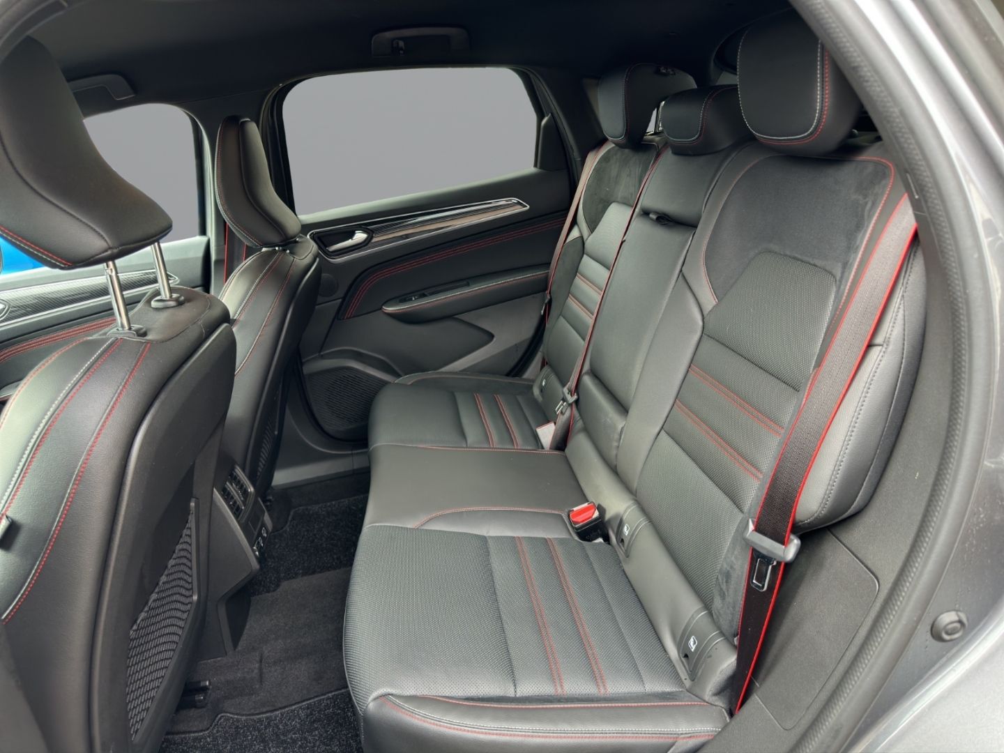 Renault Arkana R.S. Line 1.3 TCe 160 Mild-Hybrid - Samsaru's Car Outlet