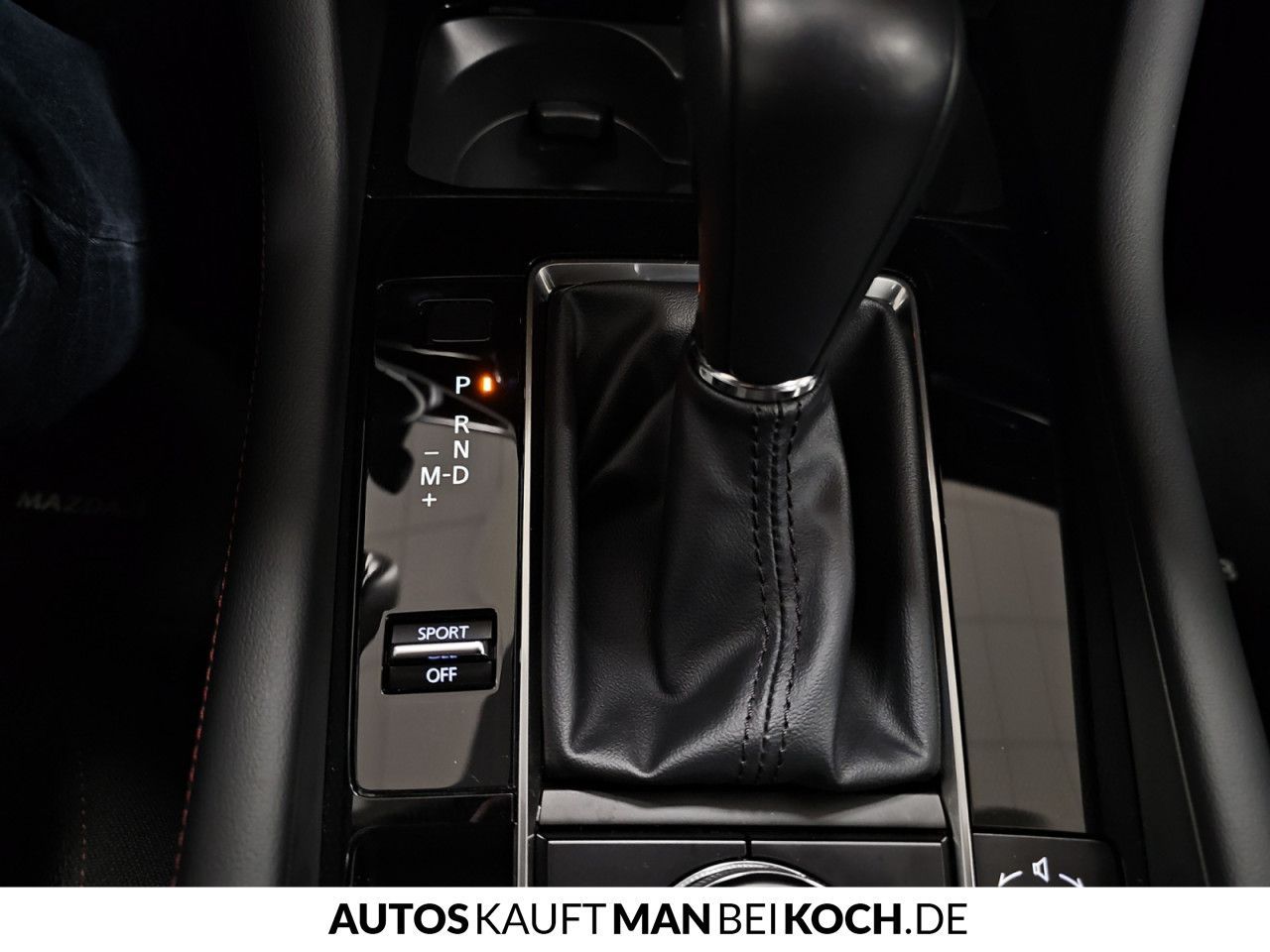 Mazda 3 5HB 2.5L 140ps 6AT FWD Homura ACC HUD Navi LED