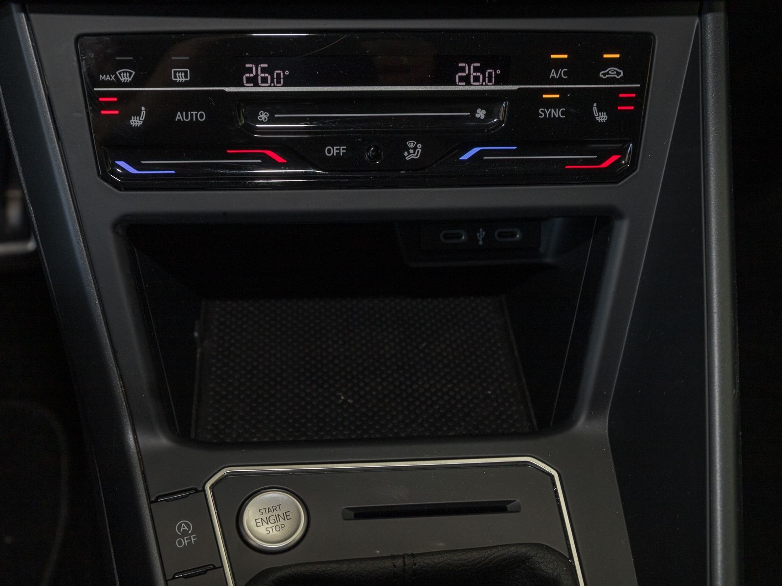 Volkswagen Taigo 1.0 TSI DSG R-LINE - Samsaru's Car Outlet