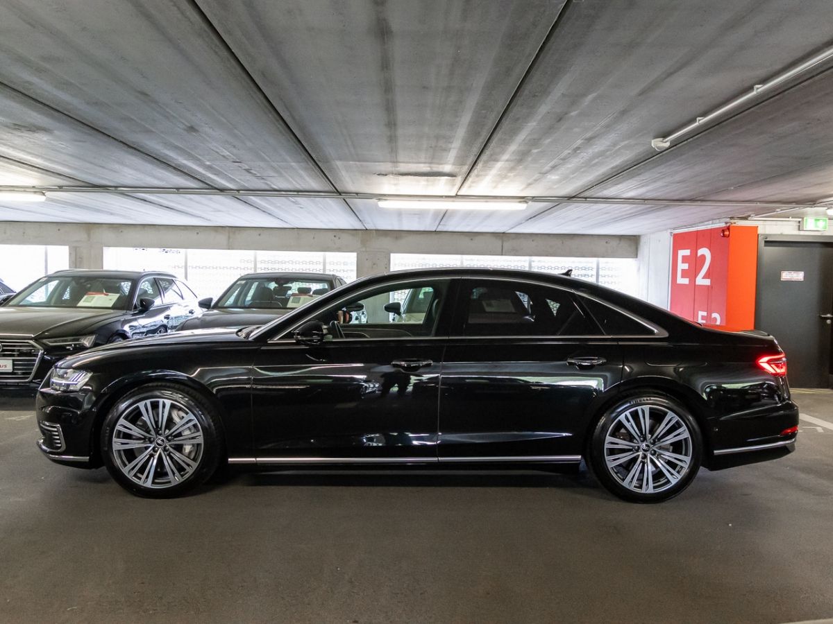 Audi A8 60 TFSI e qu - Samsaru's Car Outlet