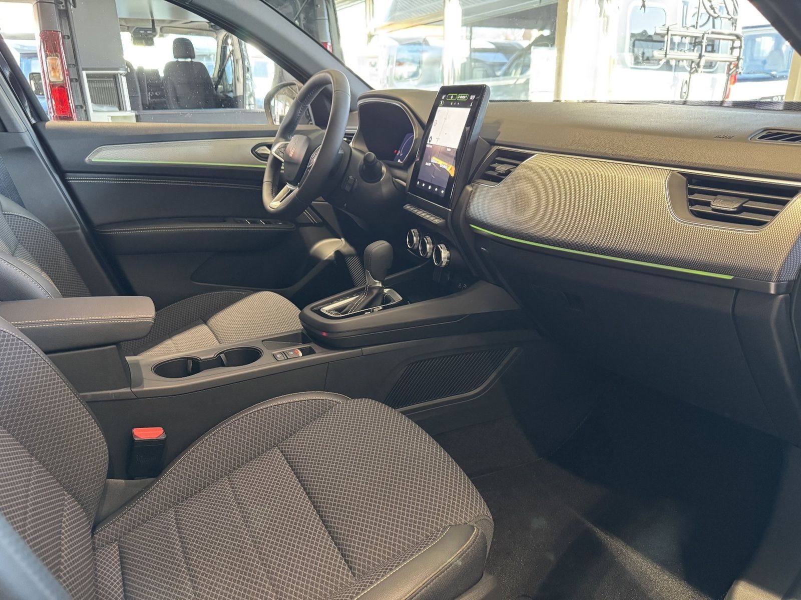 Renault Arkana TECHNO E-Tech Full Hybrid - Samsaru's Car Outlet