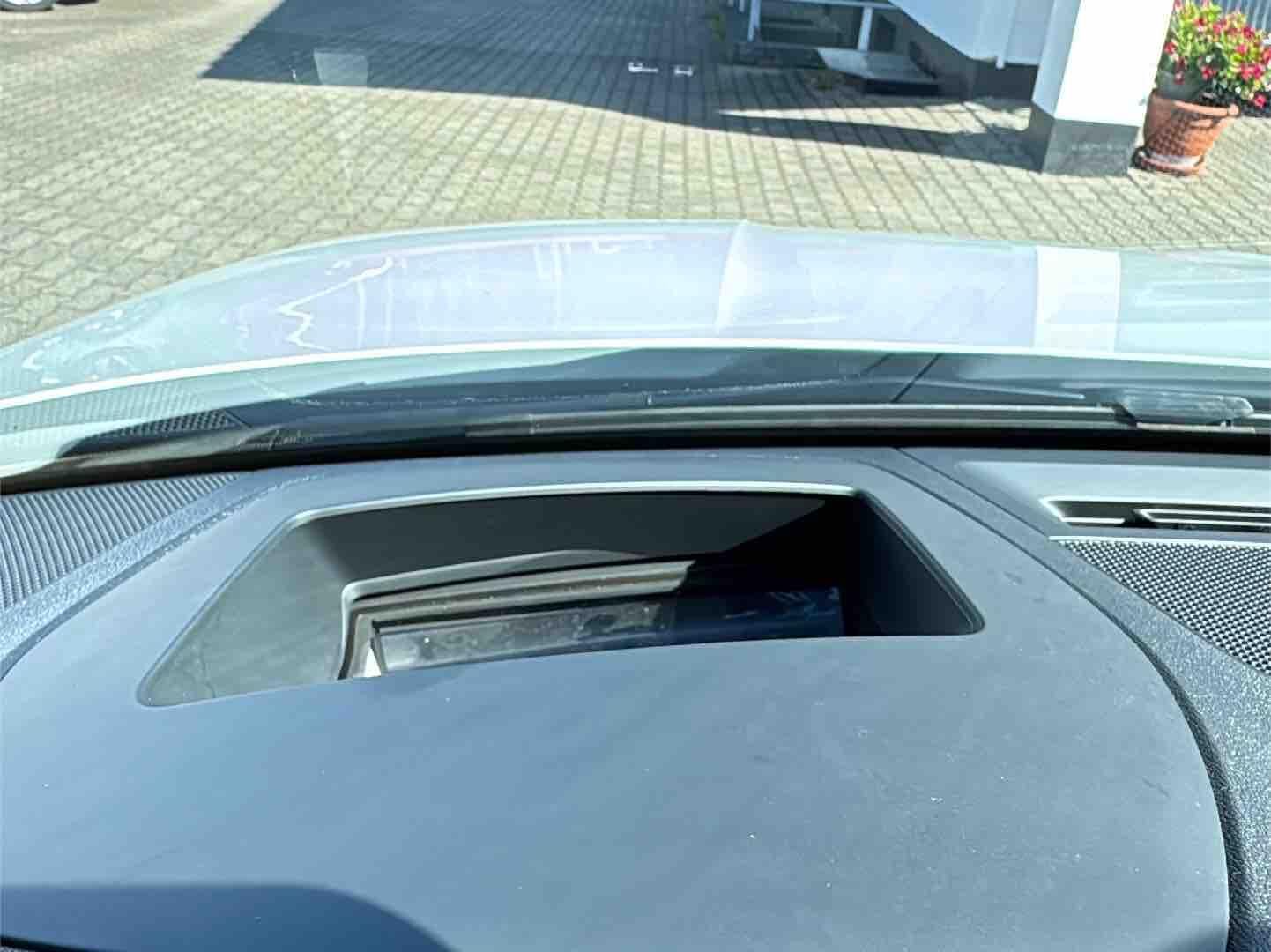 Audi A3 45 TFSIe 2x S line ACC BLACK HuD PANO RAUTE