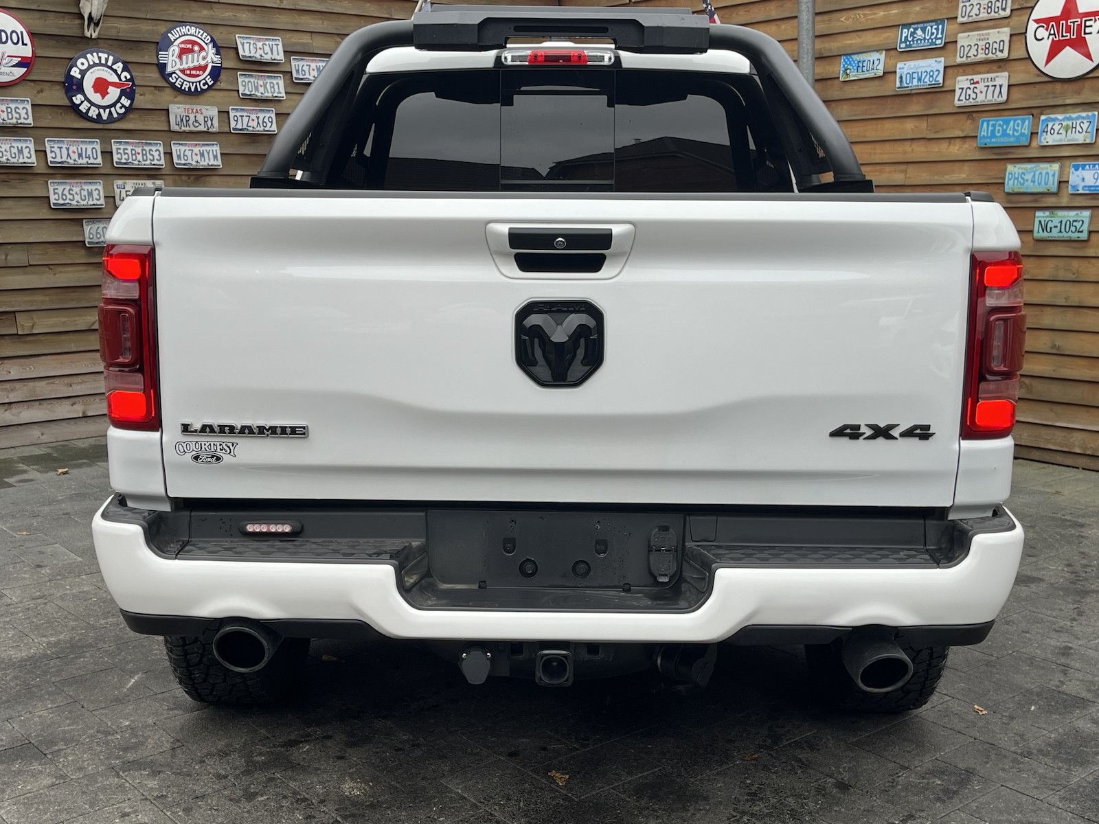 Dodge RAM 1500 Laramie LED AHK LPG Memory LPG
