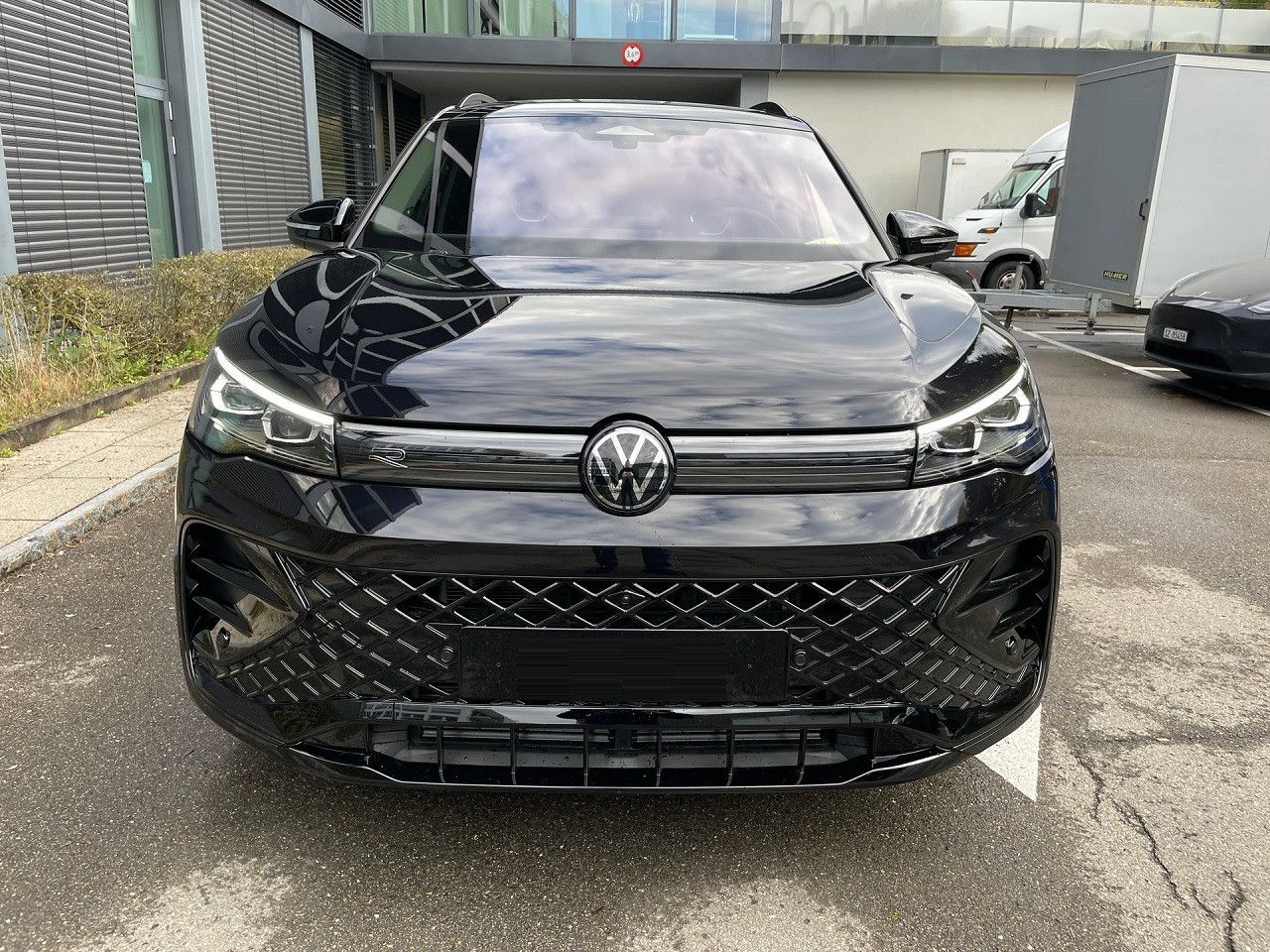 Volkswagen Tiguan TDI R-Line AHK 20Z Leder Pano Stand VOLL