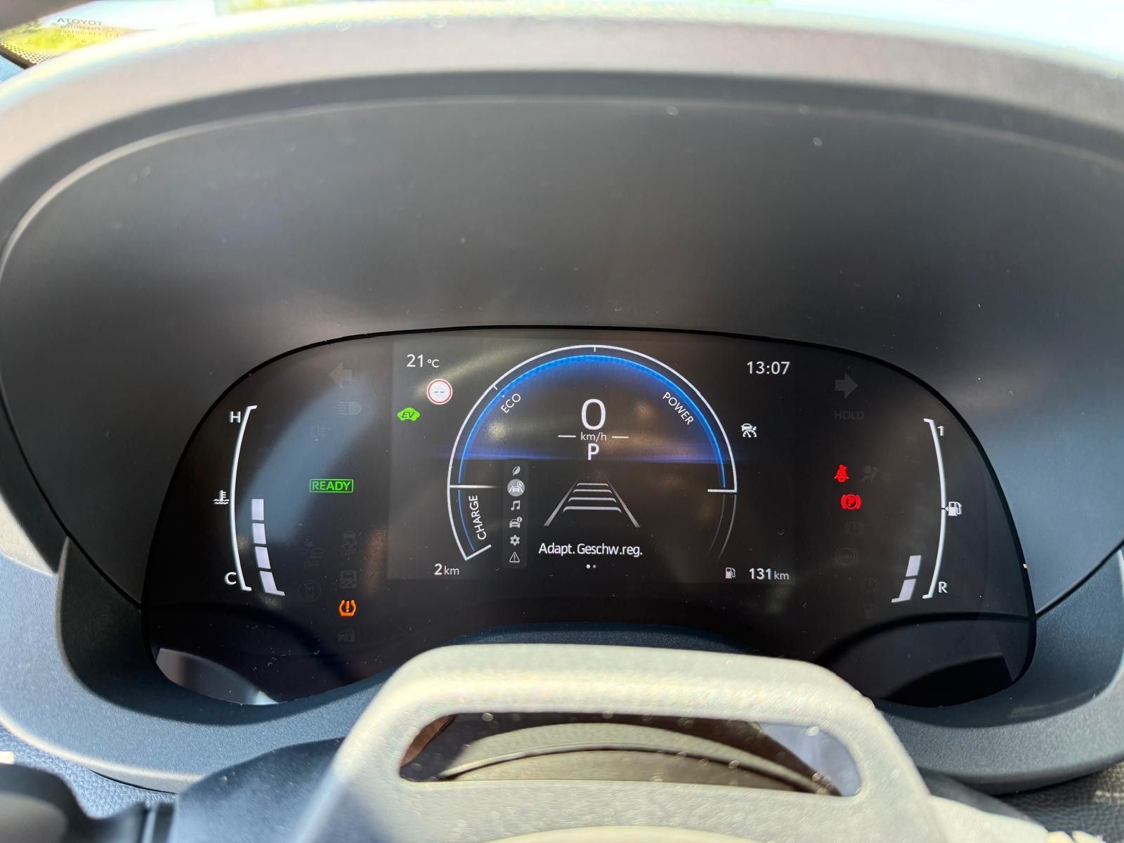 Toyota Yaris Cross Hybrid 4x4 Teamplayer *LED,Kamera*