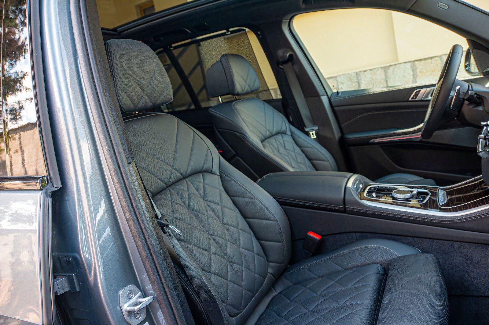 BMW X5 30d M SPORT.DR.ASS.LUFT.SOFTC.PANO.AHK.2STÜCK